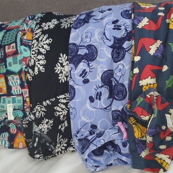 BUNDLE: LuLaRoe/Agnes and Dora Leggings Small - Picture 5 of 5